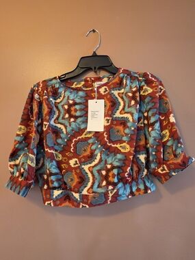 Print Cropped Open Back Top